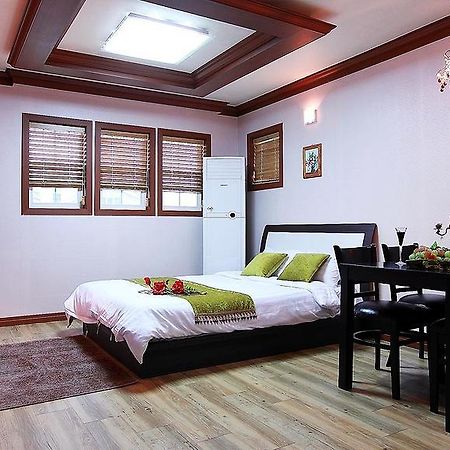 Jijunghae Pension Кёнджу Экстерьер фото